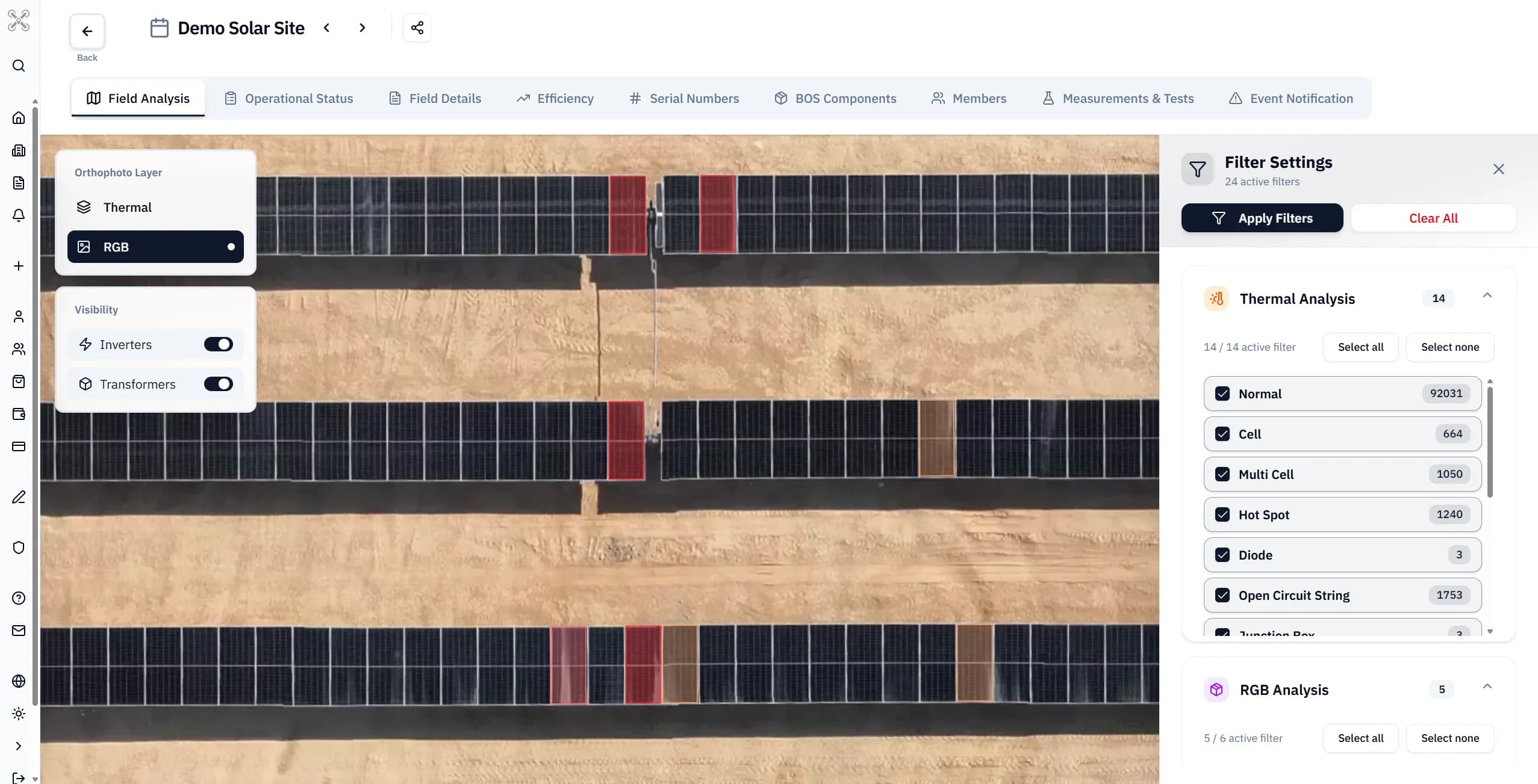 MapperX field analysis screen with highlighted solar modules and thermal filters